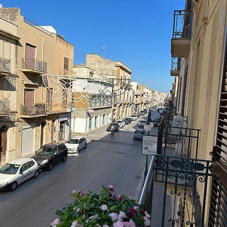 Bon Bon Apartment Мадзара-дель-Валло Екстер'єр фото